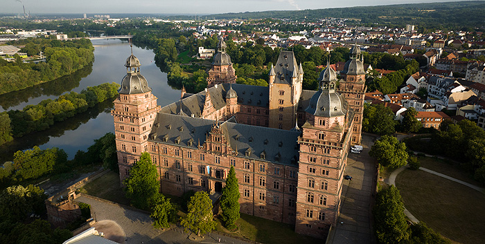 Bild: Schloss Johannisburg