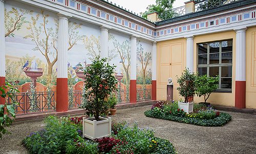 Picture: Viridarium (garden)