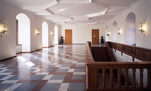 external link to the Staircase Hall at Johannisburg Palace